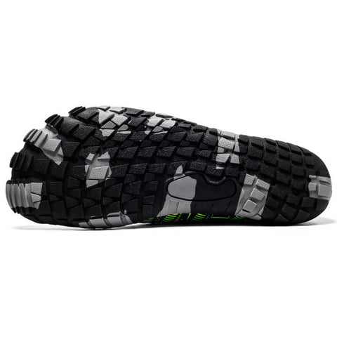 Scarpe da ginnastica della collezione Aquashoes Flash portée par un homme