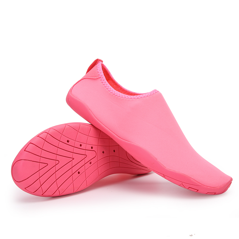 Colección Uny Aquashoes