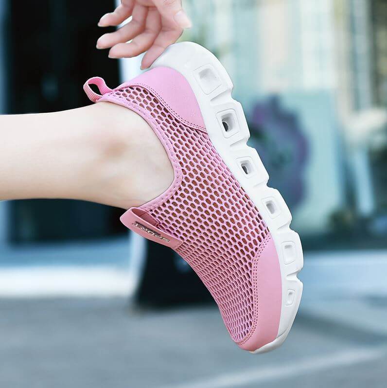 Chaussures d'eau mode Airflow rose de chez Aquashoes