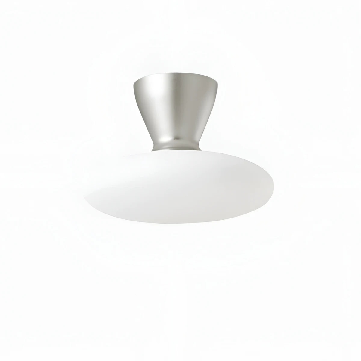 Plafoniera Konos in vetro bianco con finitura argento, misura 28 cm.