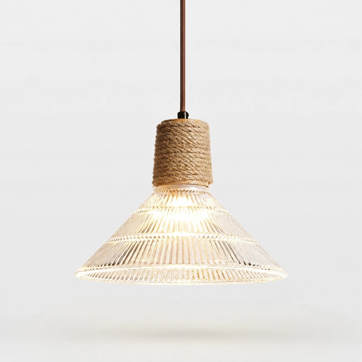 Stijl B geribbelde brede glazen hanglamp
