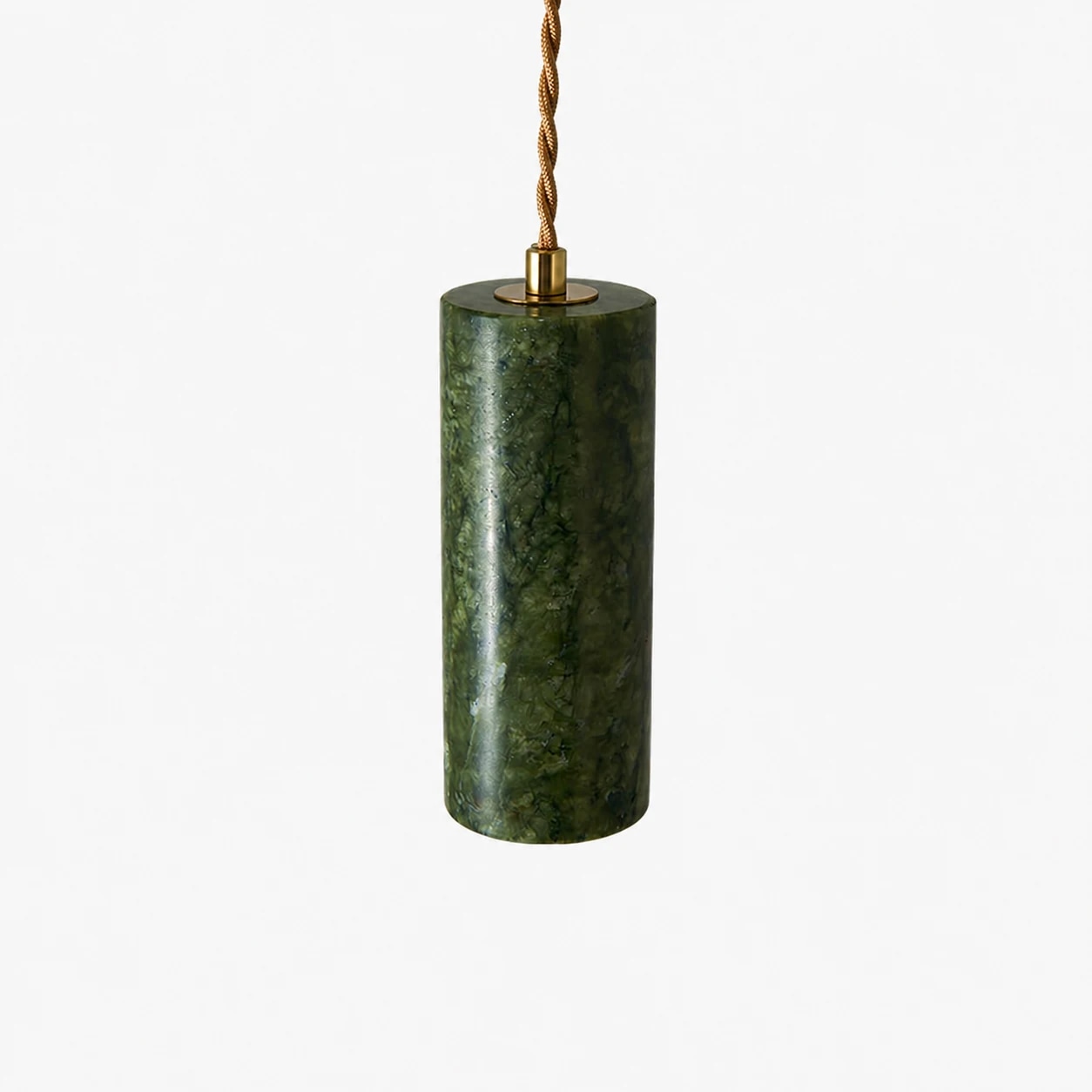 Abat-jour cylindrique en jade vert avec ferrures supérieures en laiton