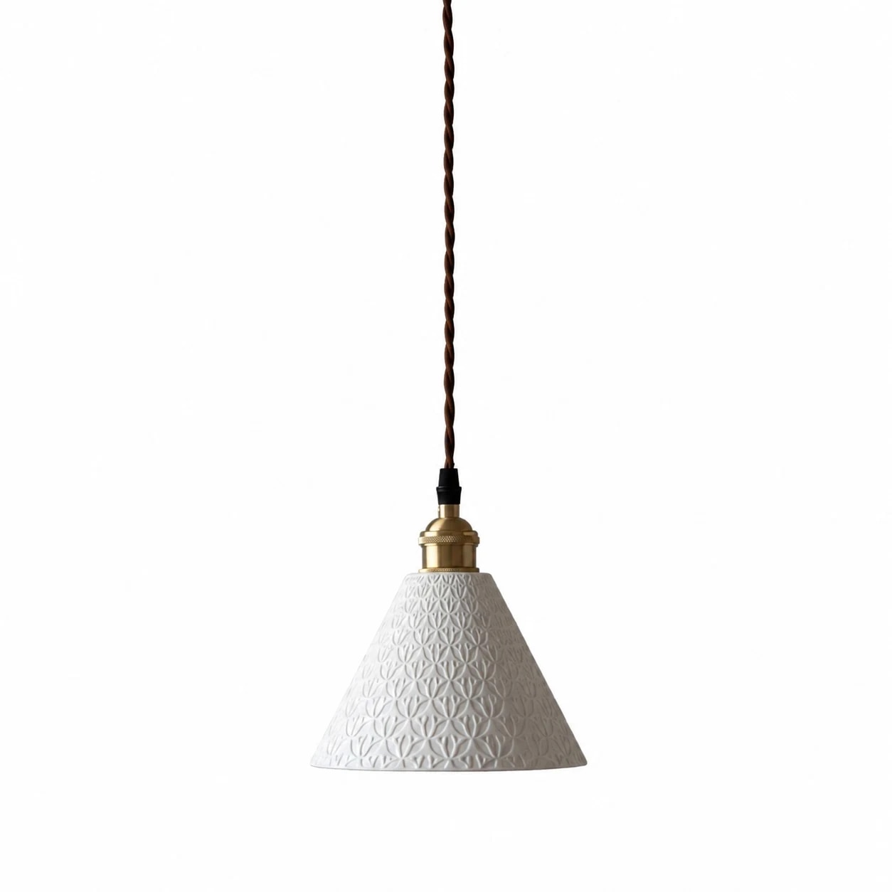 Lámpara colgante de latón blanco con forma de cono floral