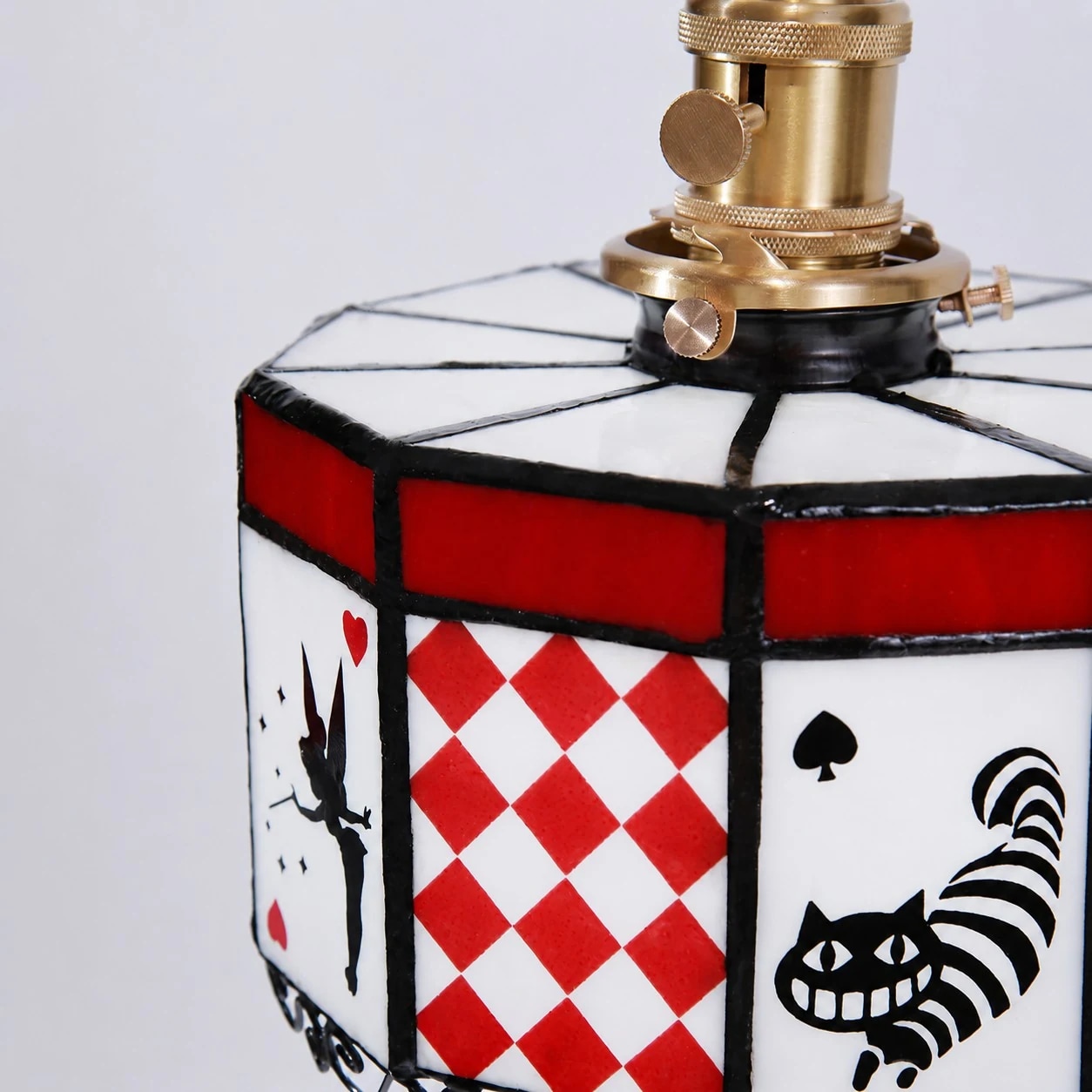 Détail du plafonnier encastré en verre Alice Storybook, vue 1