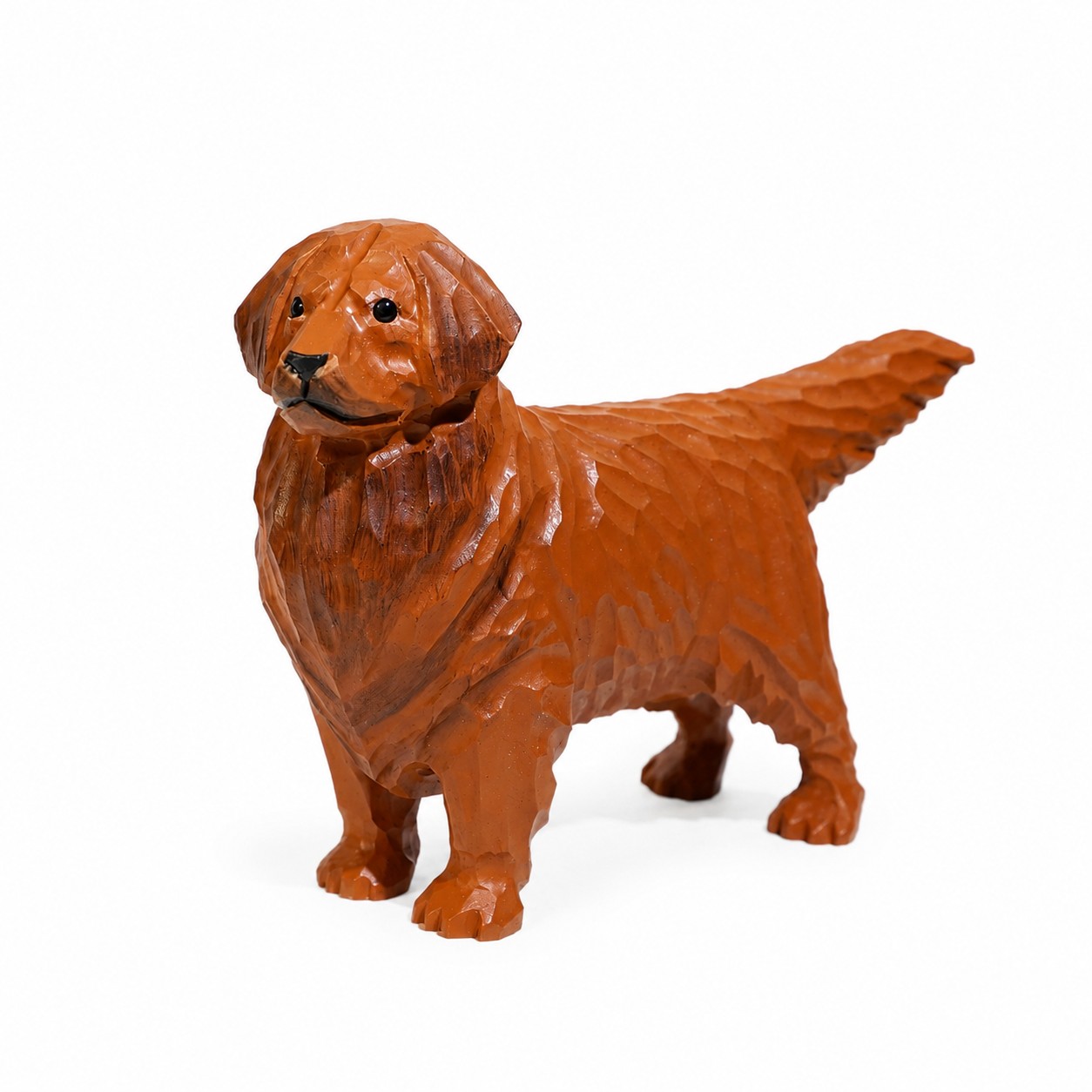Adorno de escritorio con forma de golden retriever en tono marrón cálido (vista completa)