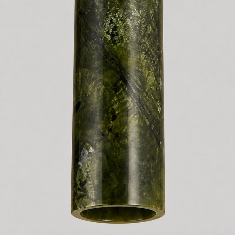 Variação natural ao longo do cilindro de jade