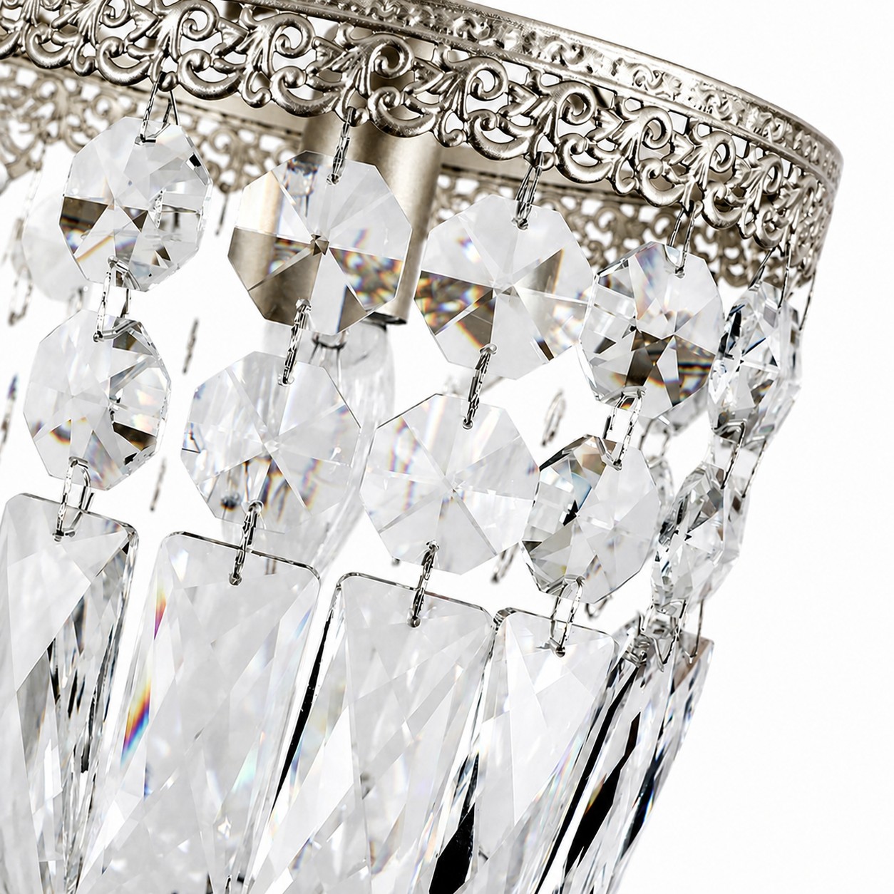 Detalhe do pendente cilíndrico de cristal facetado 2