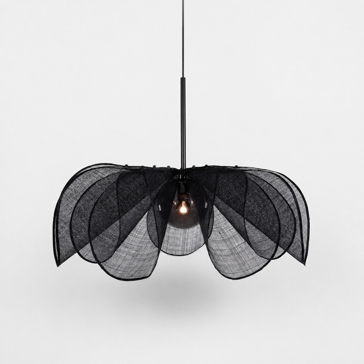 Black petal pendant light 80 cm / 31.5 in
