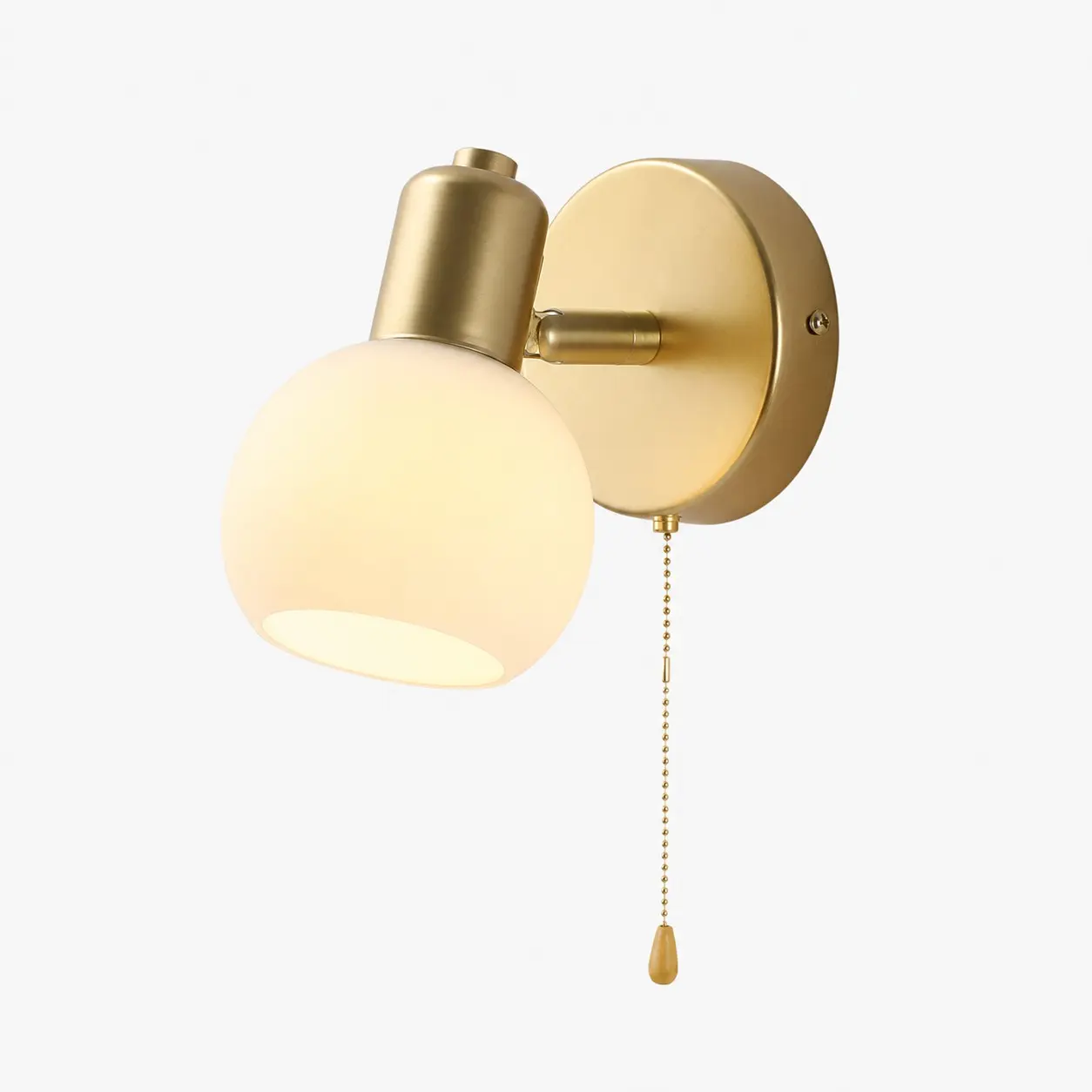 Aplique de parede de ferro dourado com uma lâmpada e interruptor de corrente.