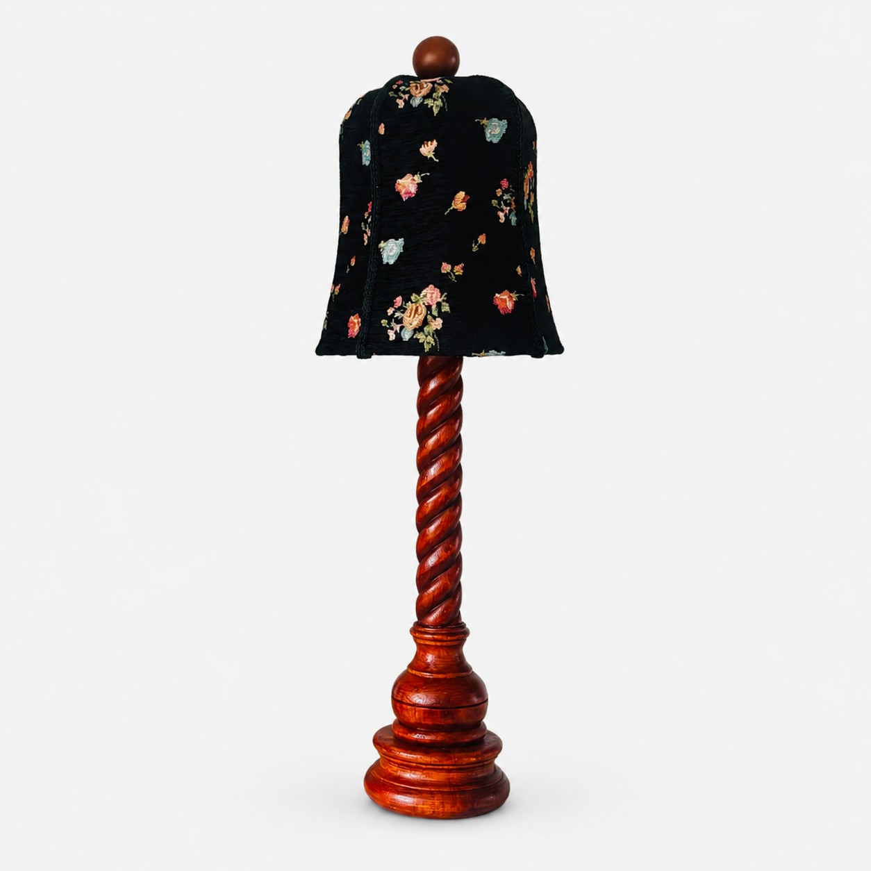 Drukknop houten tafellamp met bloemenmotief