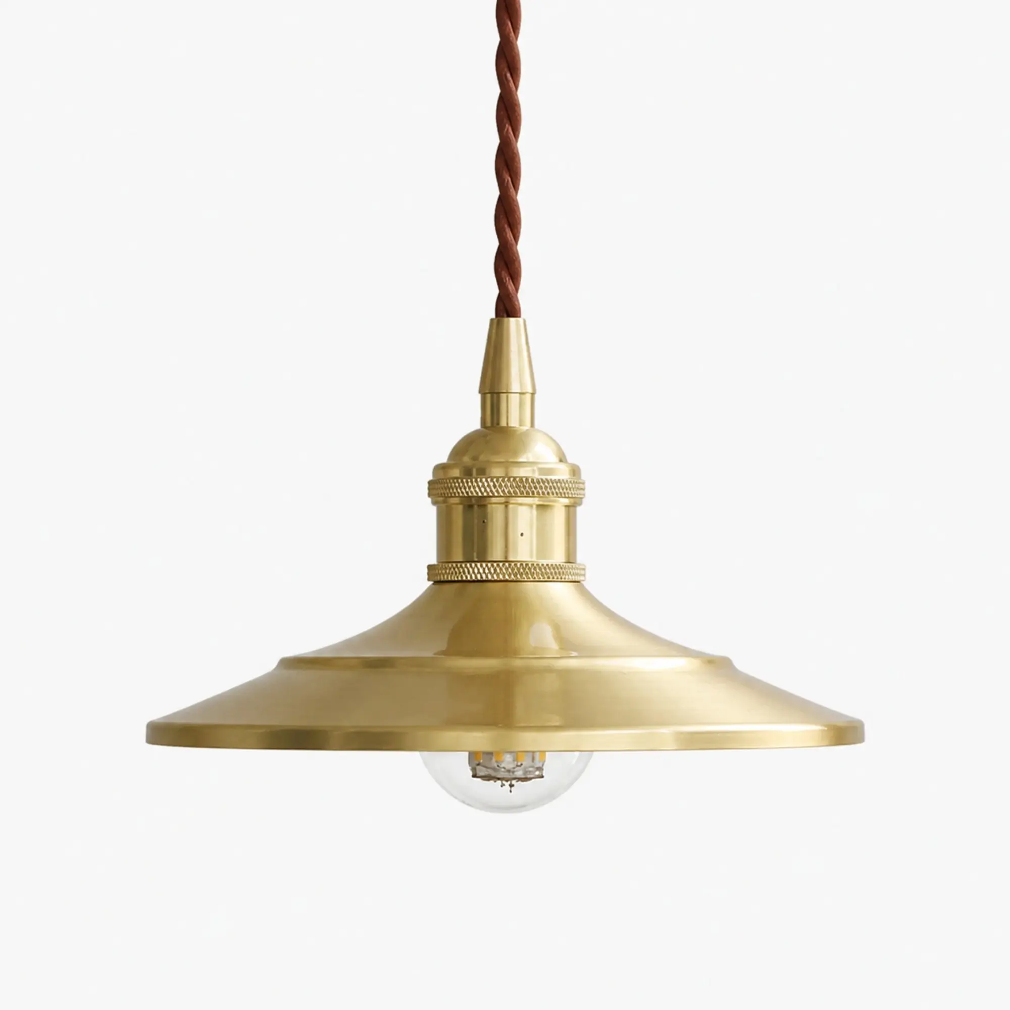 Suspension vintage en laiton poli