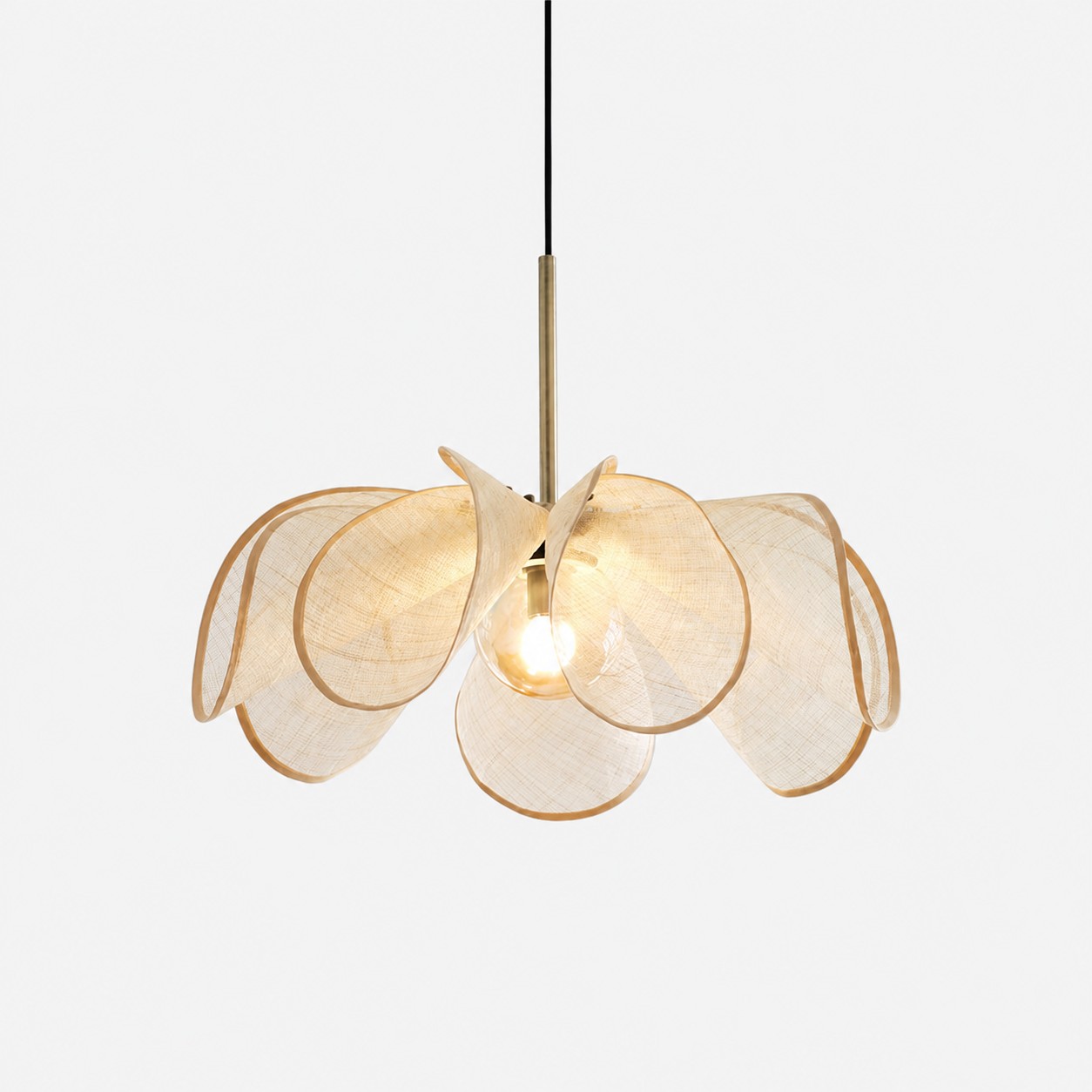 Natural Cream petal pendant light 50 cm / 19.7 in
