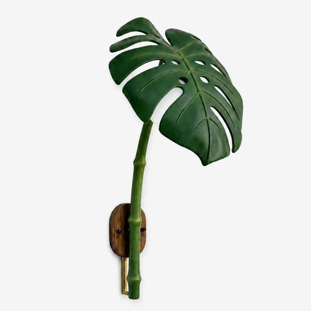 Luminária de parede externa em resina com formato de folha de Monstera