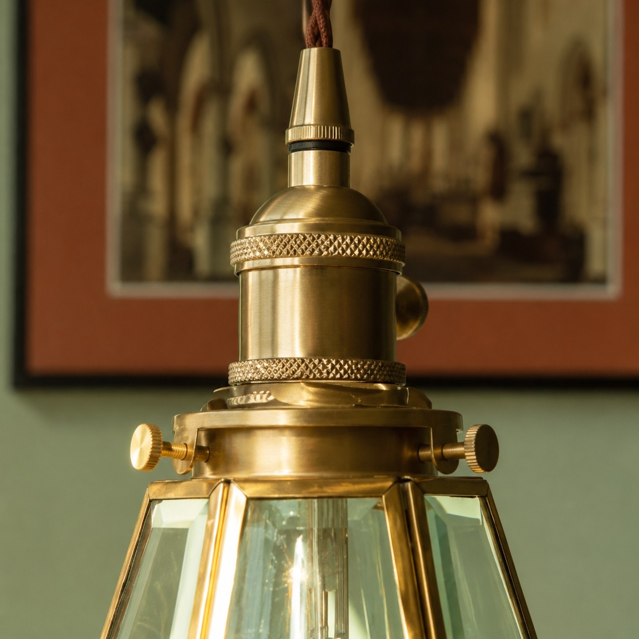 Facetterat glas och varmt metallarbete 3