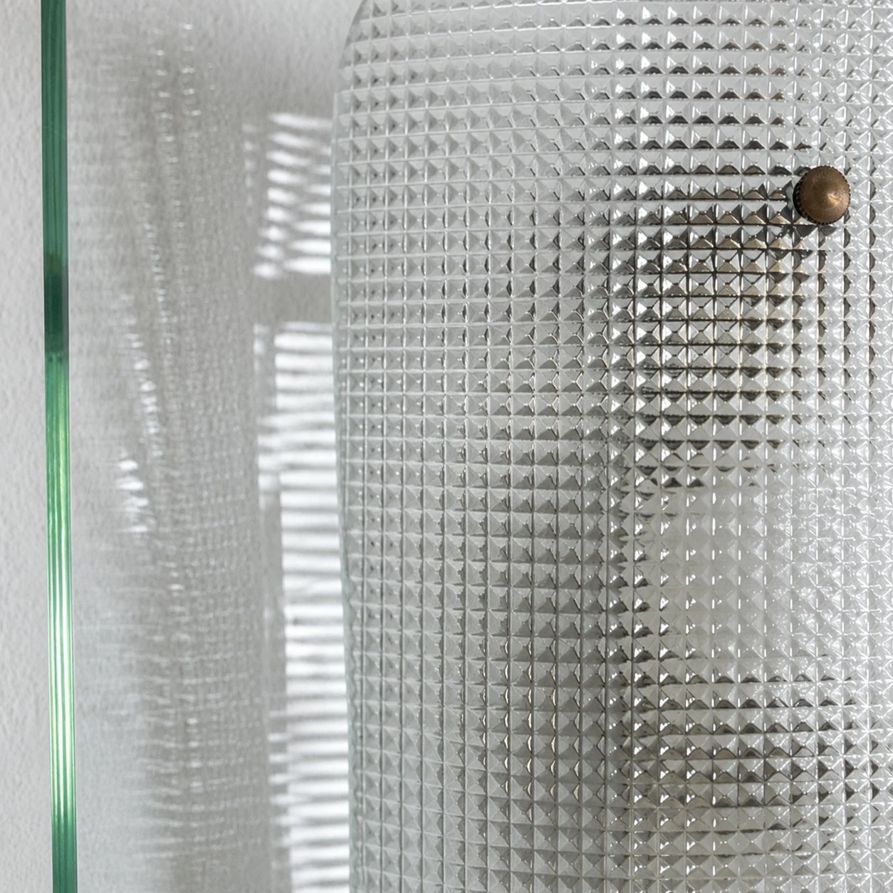 Front view of the textured inner glass shade