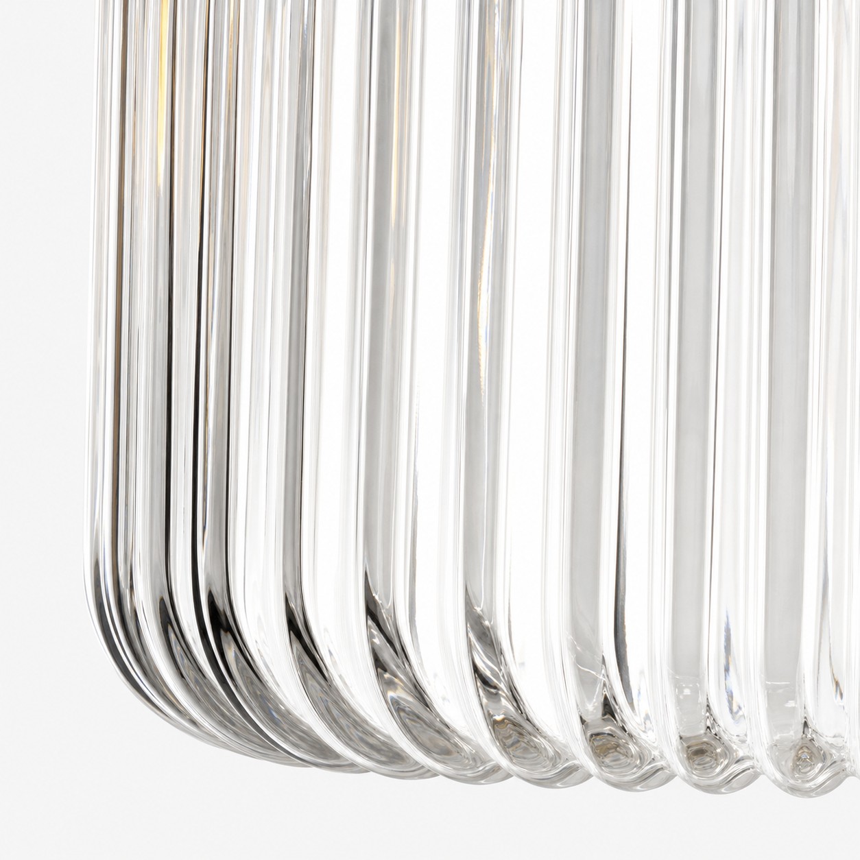 Profilo a soffitto compatto per un'illuminazione dall'alto pulita