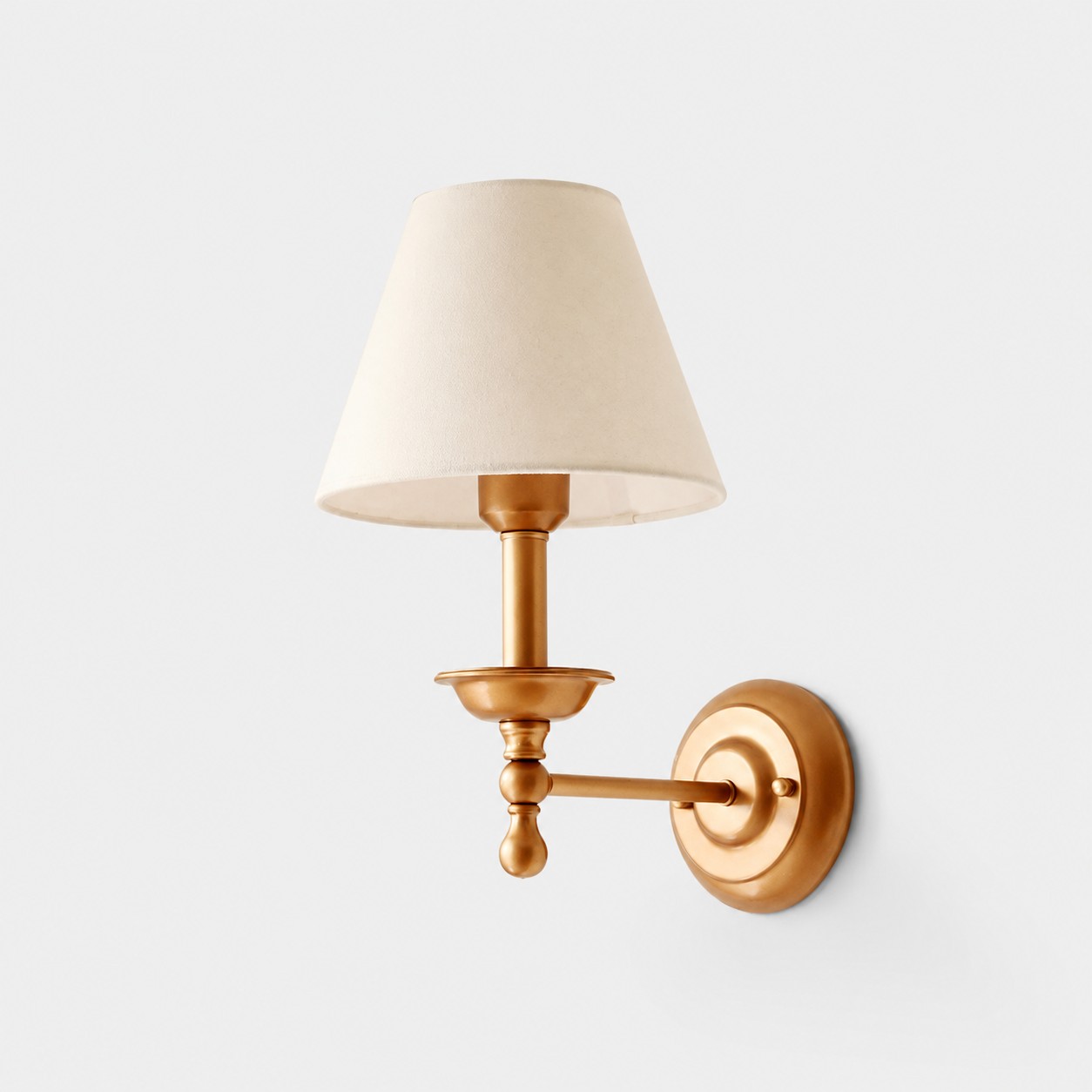 Conical / White / Brass
