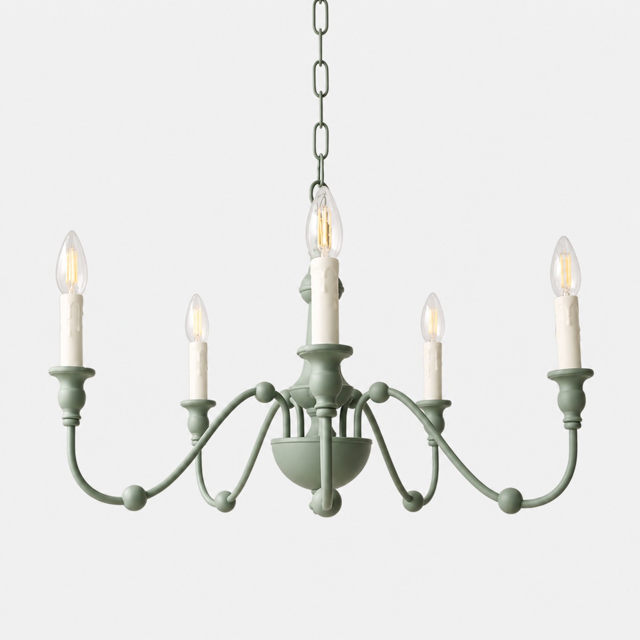 Lustre de ferro verde-abeto com cinco luzes