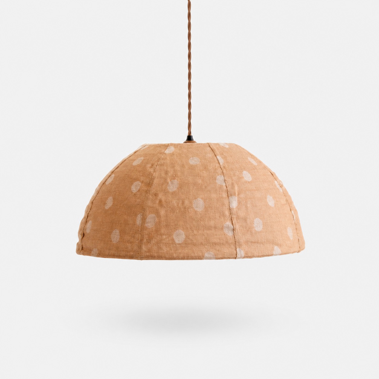 Hanglamp van linnen met Wabi-Sabi stippen