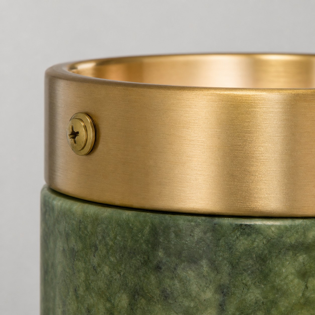 Cerchio in metallo color ottone